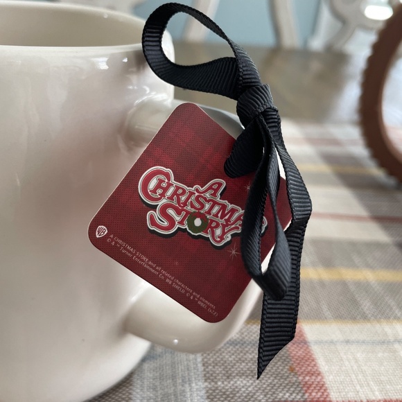 Rae Dunn Christmas Story Mug NWT - Picture 3 of 5